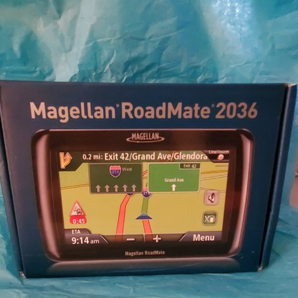 Magellan road mate 2036